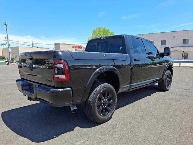 Photo of 2024 Diamond Black RAM 2500