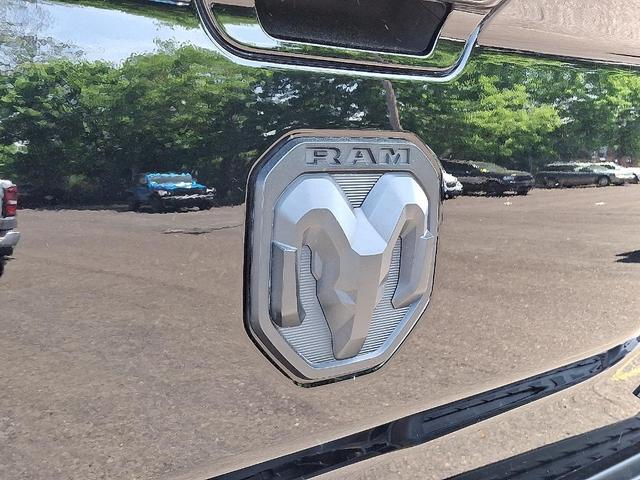 Photo of 2024 Diamond Black RAM 2500