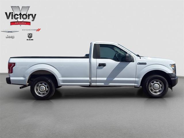 Photo of 2017 Oxford White Ford F-150
