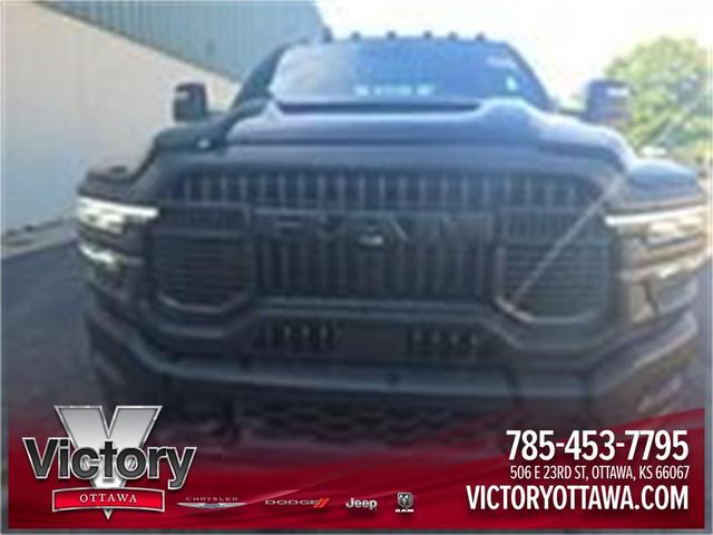 Photo of 2025 Diamond Black Crystal Pearlcoat RAM 2500