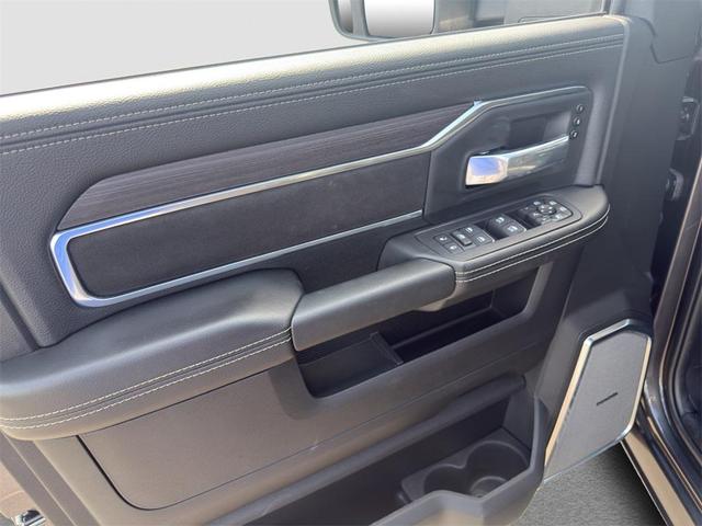 Photo of 2025 Granite Crystal Metallic Clearcoat RAM 2500