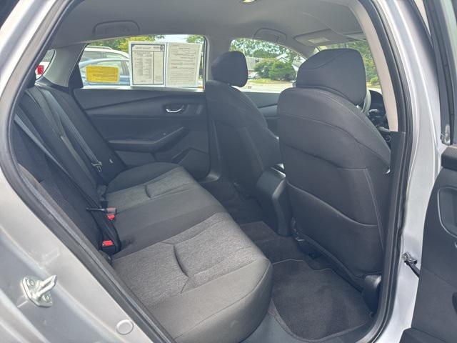 Photo of 2023 Lunar Silver Metallic Honda Accord