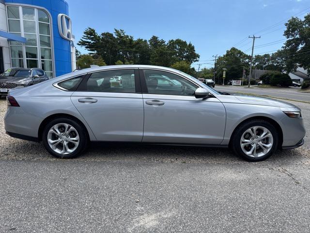Photo of 2023 Lunar Silver Metallic Honda Accord