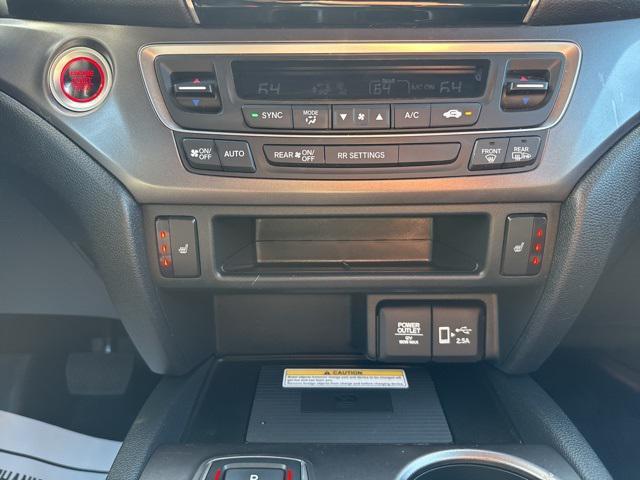 Photo of 2022 Crystal Black Pearl Honda Passport