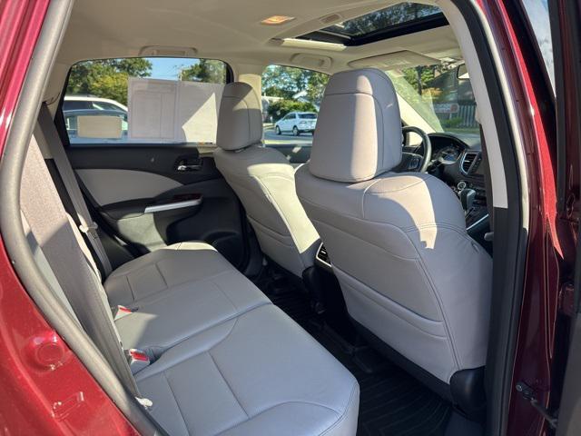 Photo of 2015 Basque Red Pearl II Honda CR-V