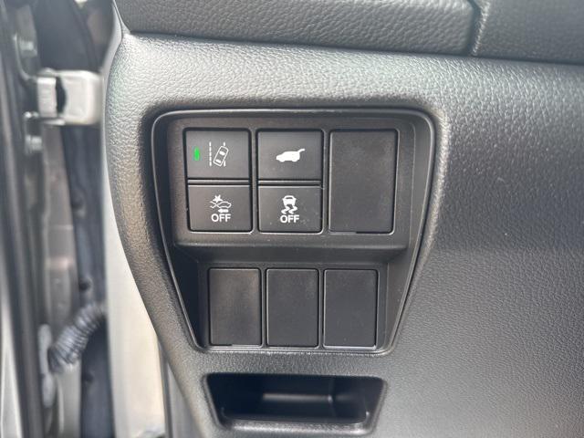 Photo of 2021 Lunar Silver Metallic Honda CR-V