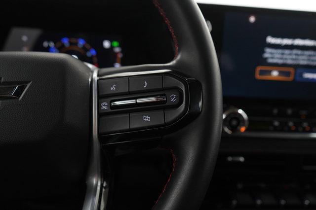 Photo of 2023 Glacier Blue Metallic Chevrolet Colorado