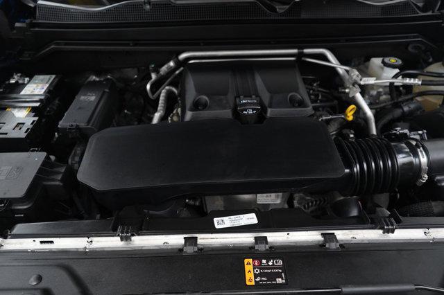 Photo of 2023 Glacier Blue Metallic Chevrolet Colorado