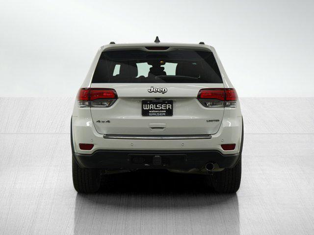 Photo of 2022 Bright White Clearcoat Jeep Grand Cherokee
