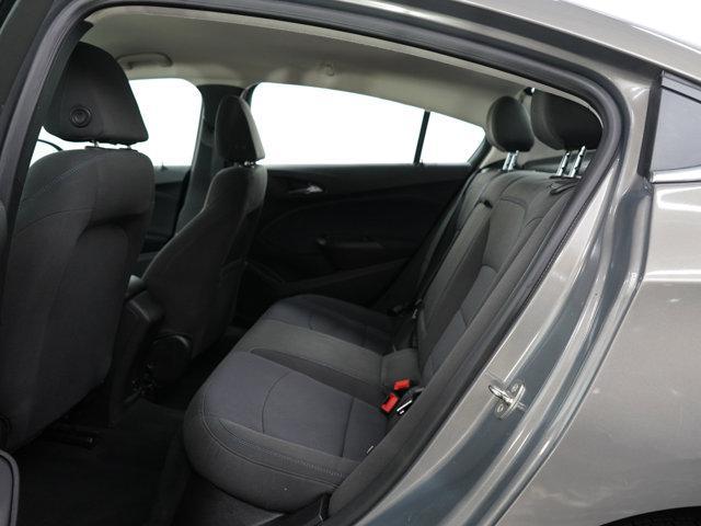 Photo of 2018 Pepperdust Metallic Chevrolet Cruze
