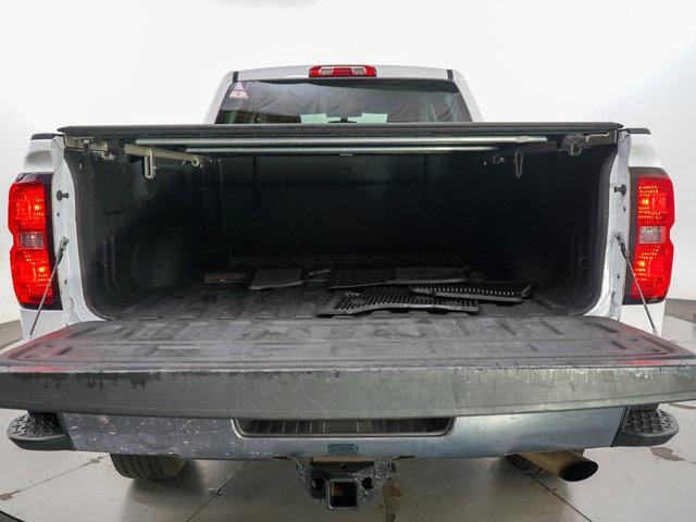 Photo of 2015 Summit White Chevrolet Silverado 2500