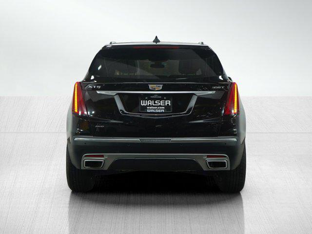Photo of 2020 Stellar Black Metallic Cadillac XT5