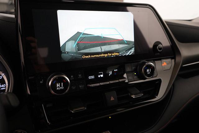Photo of 2023 Midnight Black Metallic Toyota Highlander Hybrid