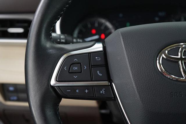 Photo of 2021 Blizzard Pearl Toyota Highlander