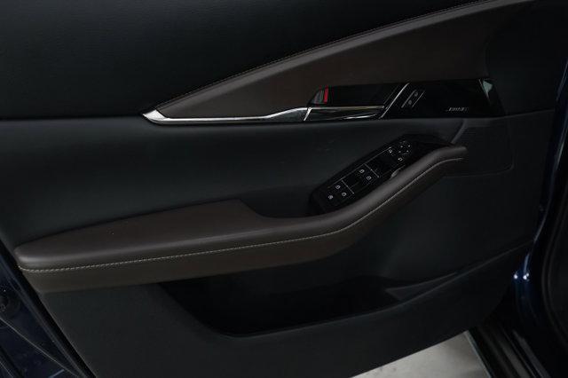 Photo of 2022 Deep Crystal Blue Mica Mazda CX-30