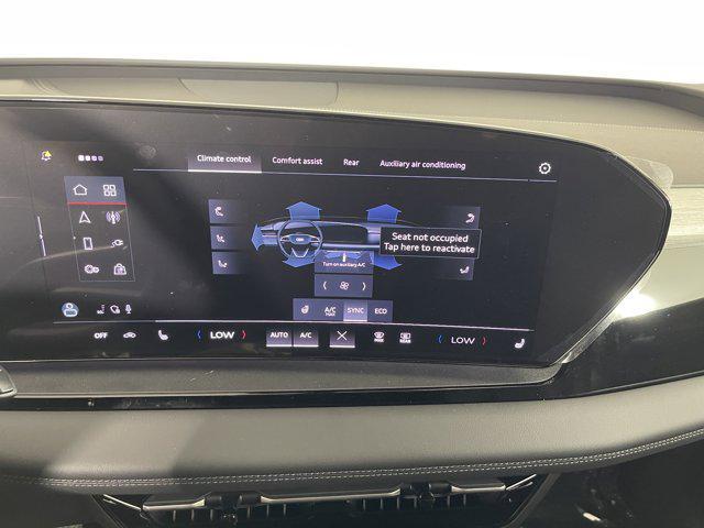 Photo of 2025 Manhattan Gray Metallic Audi Q6 e-tron