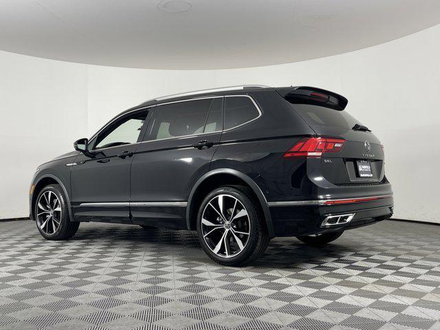 Photo of 2024 Deep Black Pearl Volkswagen Tiguan