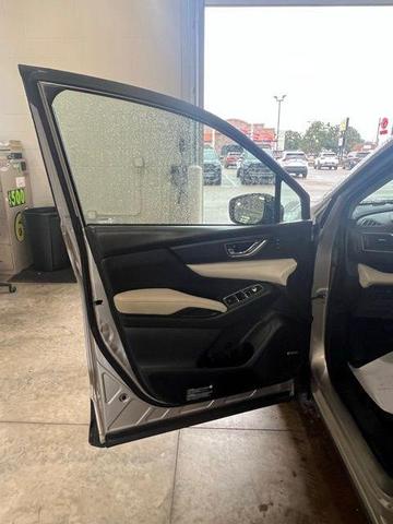 Photo of 2020 Tungsten Metallic Subaru Ascent