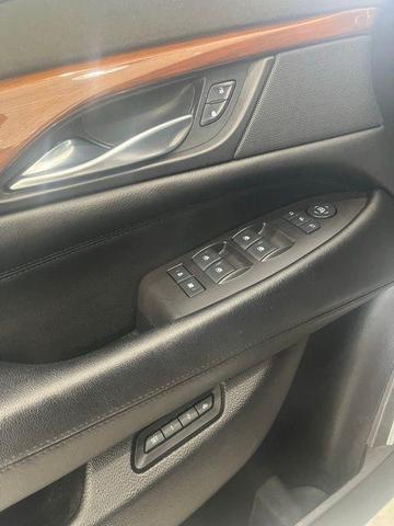 Photo of 2016 Crystal White Tri-Coat Cadillac Escalade