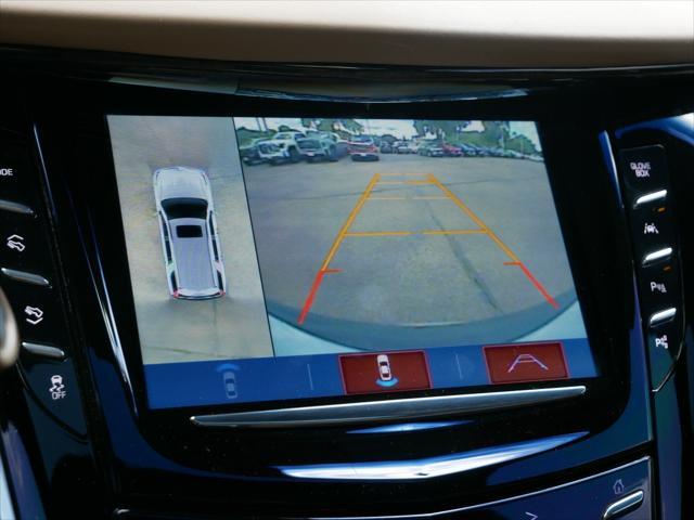 Photo of 2019 Crystal White Tricoat Cadillac Escalade