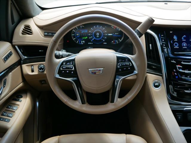 Photo of 2019 Crystal White Tricoat Cadillac Escalade