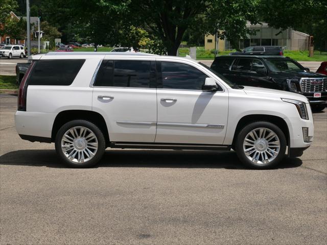 Photo of 2019 Crystal White Tricoat Cadillac Escalade