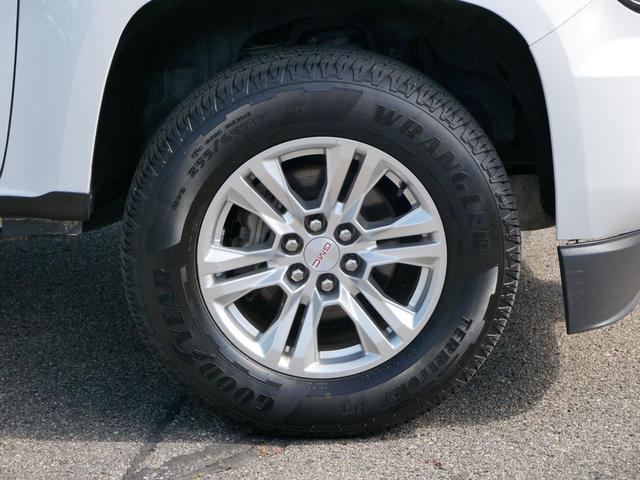 Photo of 2019 Summit White GMC Canyon