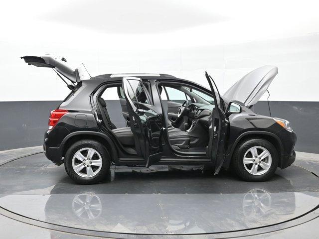 Photo of 2020 Mosaic Black Metallic Chevrolet Trax