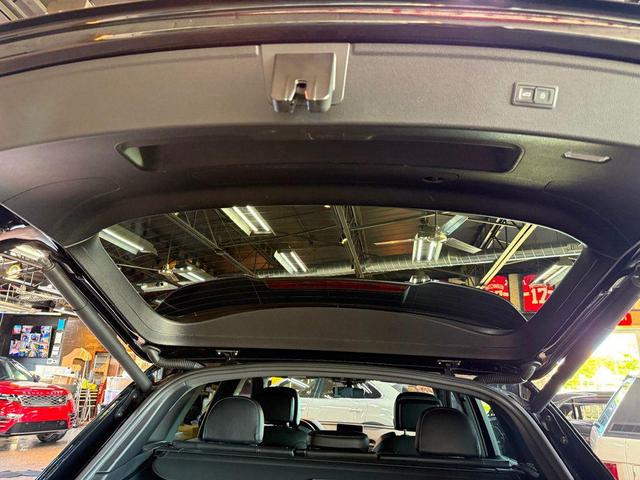 Photo of 2019 Brilliant Black Audi SQ5