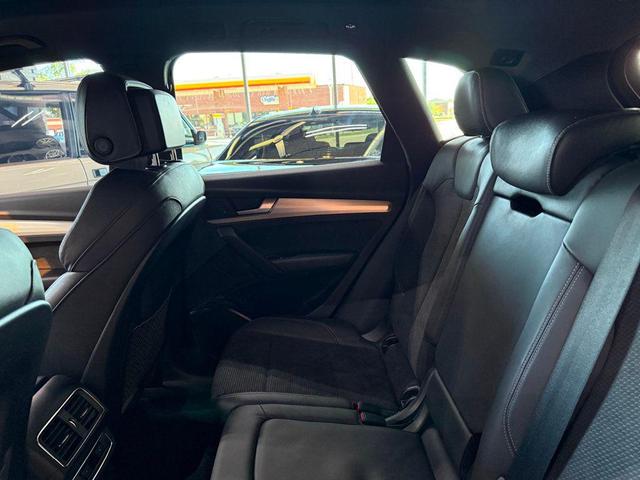 Photo of 2019 Brilliant Black Audi SQ5