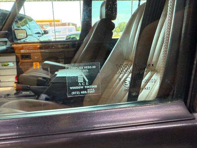 Photo of 1989 White Land Rover Range Rover