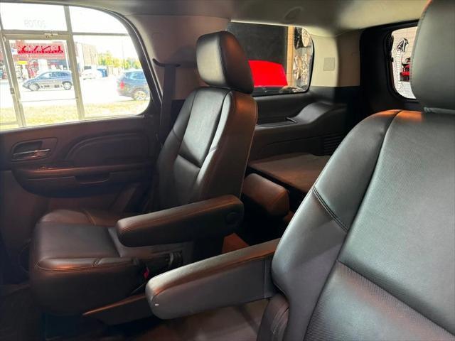 Photo of 2014 Onyx Black GMC Yukon