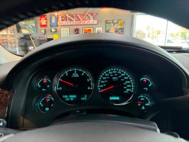 Photo of 2014 Onyx Black GMC Yukon