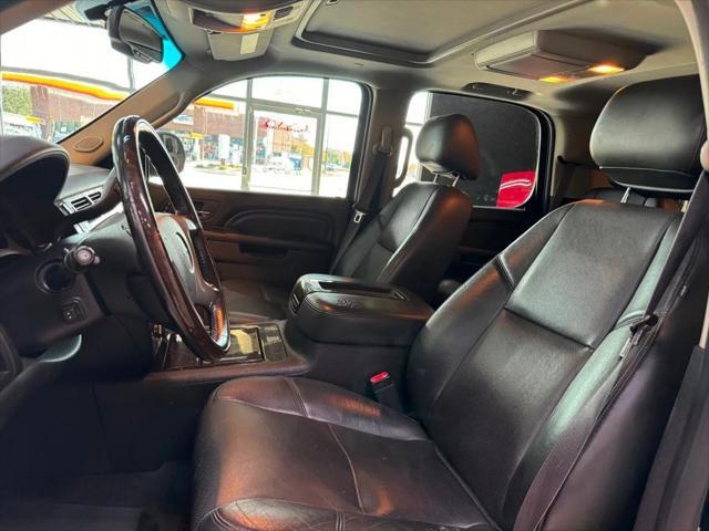 Photo of 2014 Onyx Black GMC Yukon