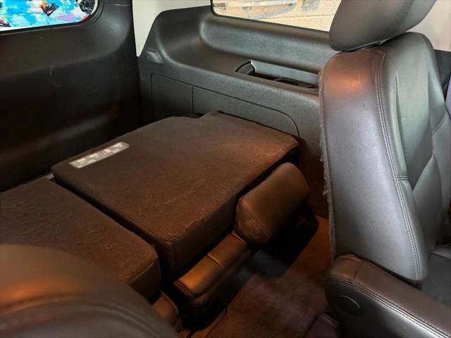 Photo of 2014 Onyx Black GMC Yukon