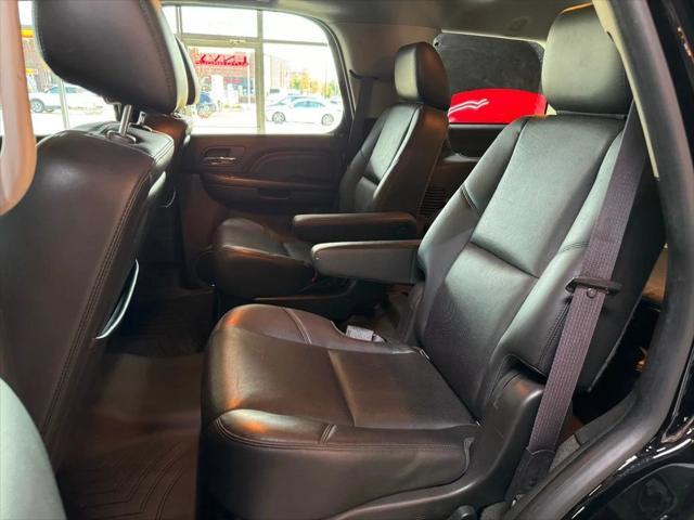 Photo of 2014 Onyx Black GMC Yukon