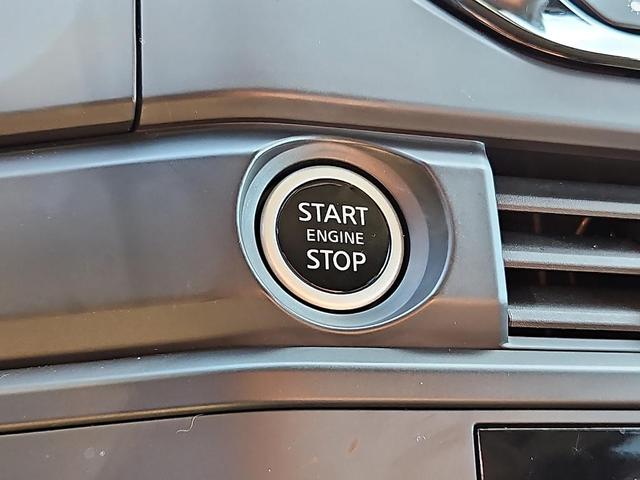 Photo of 2024 Gun Metallic Nissan Pathfinder