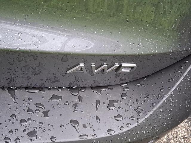 Photo of 2025 Gun Metallic Nissan Kicks