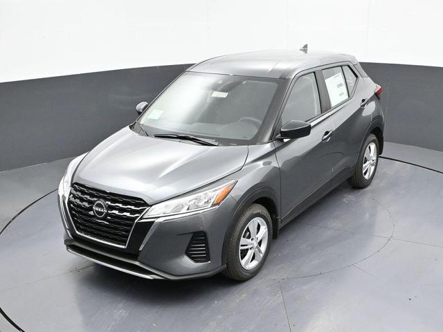 Photo of 2025 Gunmetal Nissan Kicks
