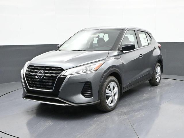 Photo of 2025 Gunmetal Nissan Kicks
