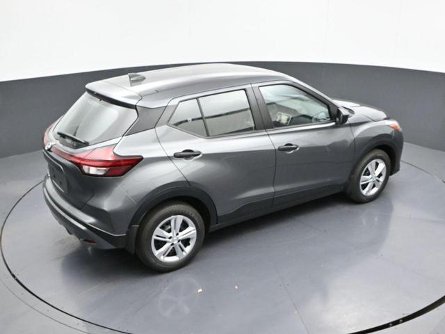 Photo of 2025 Gunmetal Nissan Kicks