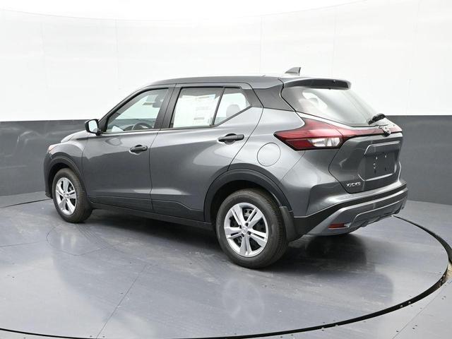 Photo of 2025 Gunmetal Nissan Kicks