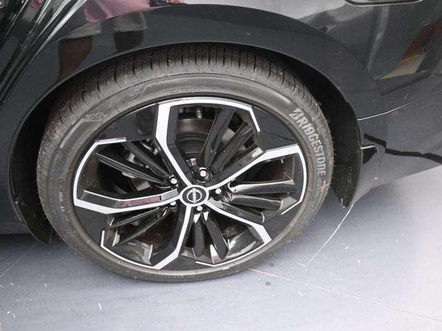 Photo of 2025 Super Black Clearcoat Nissan Altima
