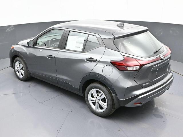 Photo of 2025 Gunmetal Nissan Kicks