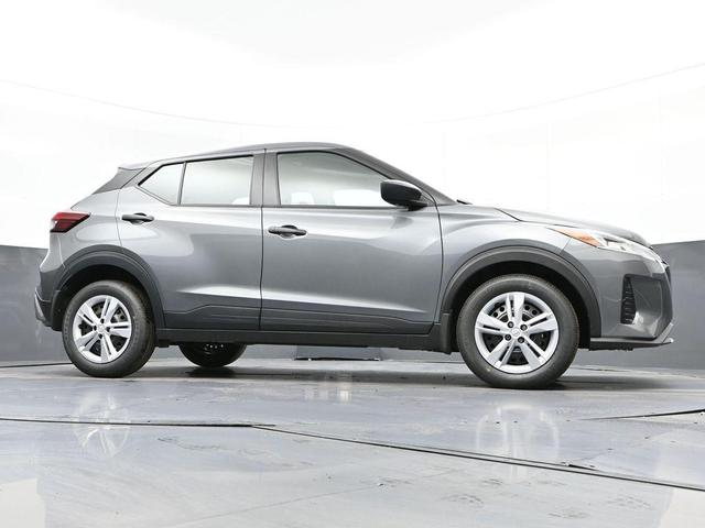 Photo of 2025 Gunmetal Nissan Kicks