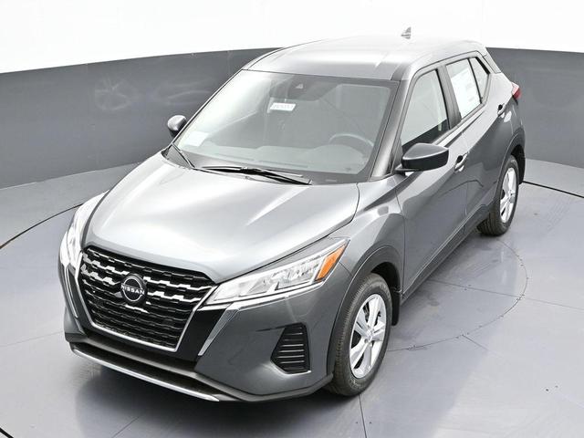 Photo of 2025 Gunmetal Nissan Kicks