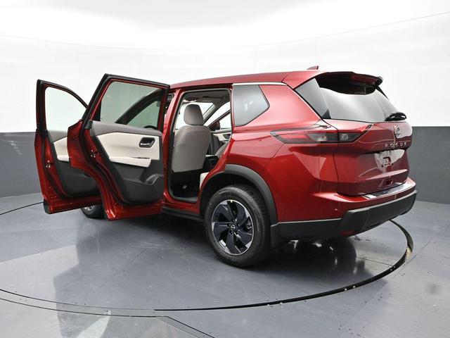 Photo of 2025 Scarlet Ember Tintcoat Nissan Rogue