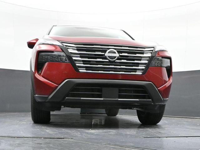 Photo of 2025 Scarlet Ember Tintcoat Nissan Rogue