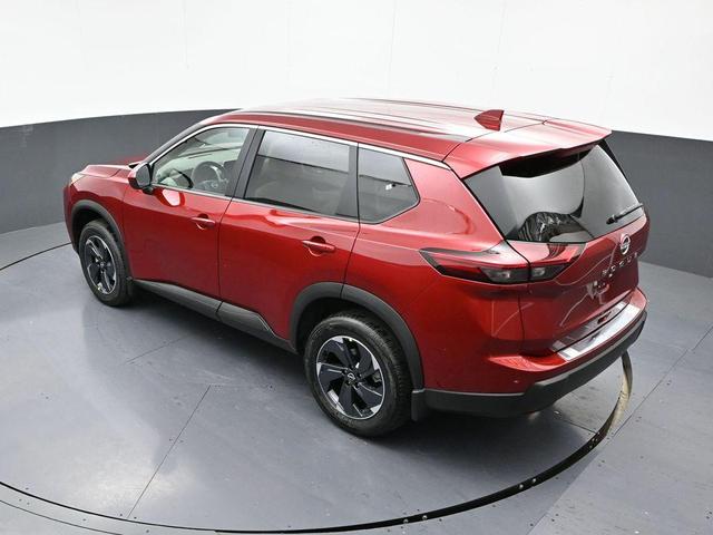 Photo of 2025 Scarlet Ember Tintcoat Nissan Rogue