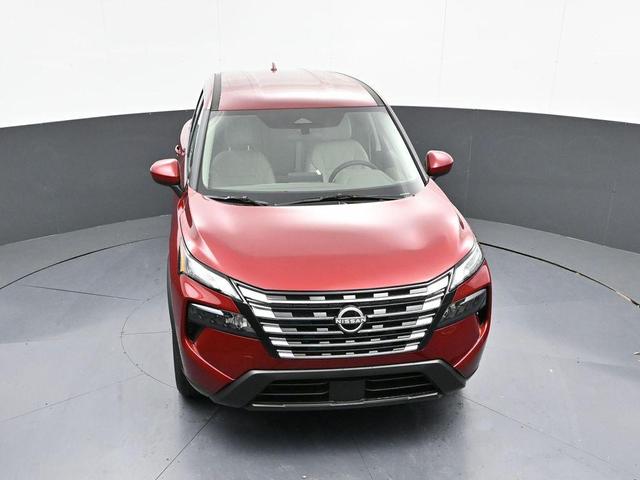 Photo of 2025 Scarlet Ember Tintcoat Nissan Rogue